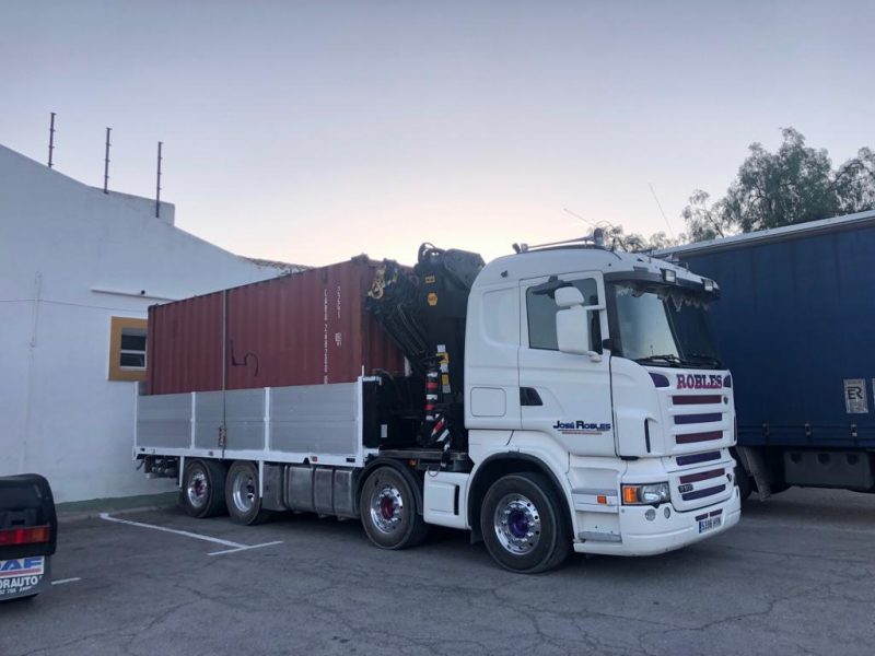 camion grua autocargante