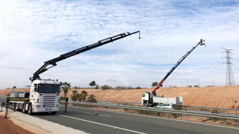 camion grua autocargante